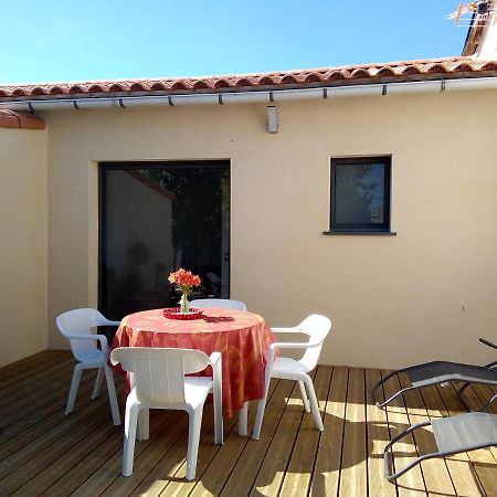 Apartmán Au Refuge Des Farfas Saint-Paul-en-Pareds Exteriér fotografie