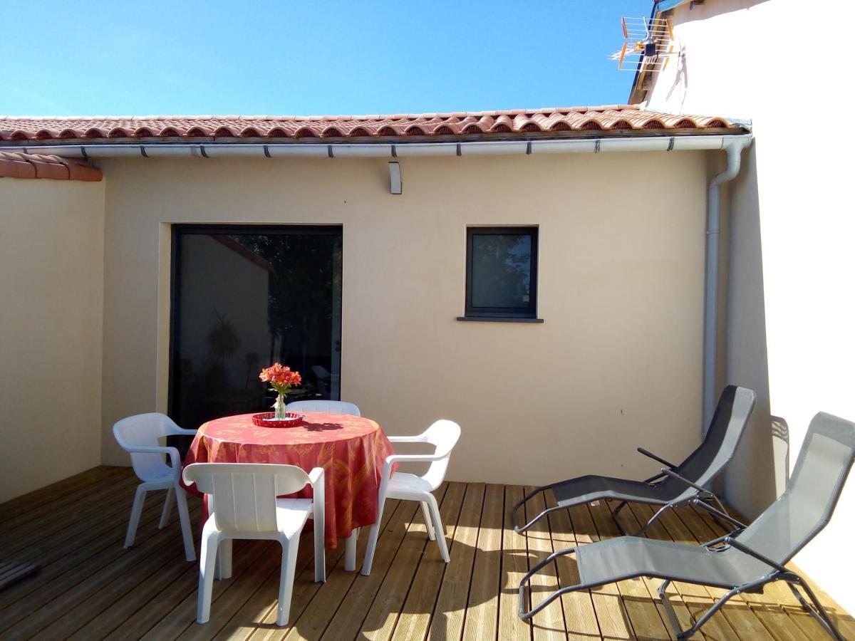 Apartmán Au Refuge Des Farfas Saint-Paul-en-Pareds Exteriér fotografie